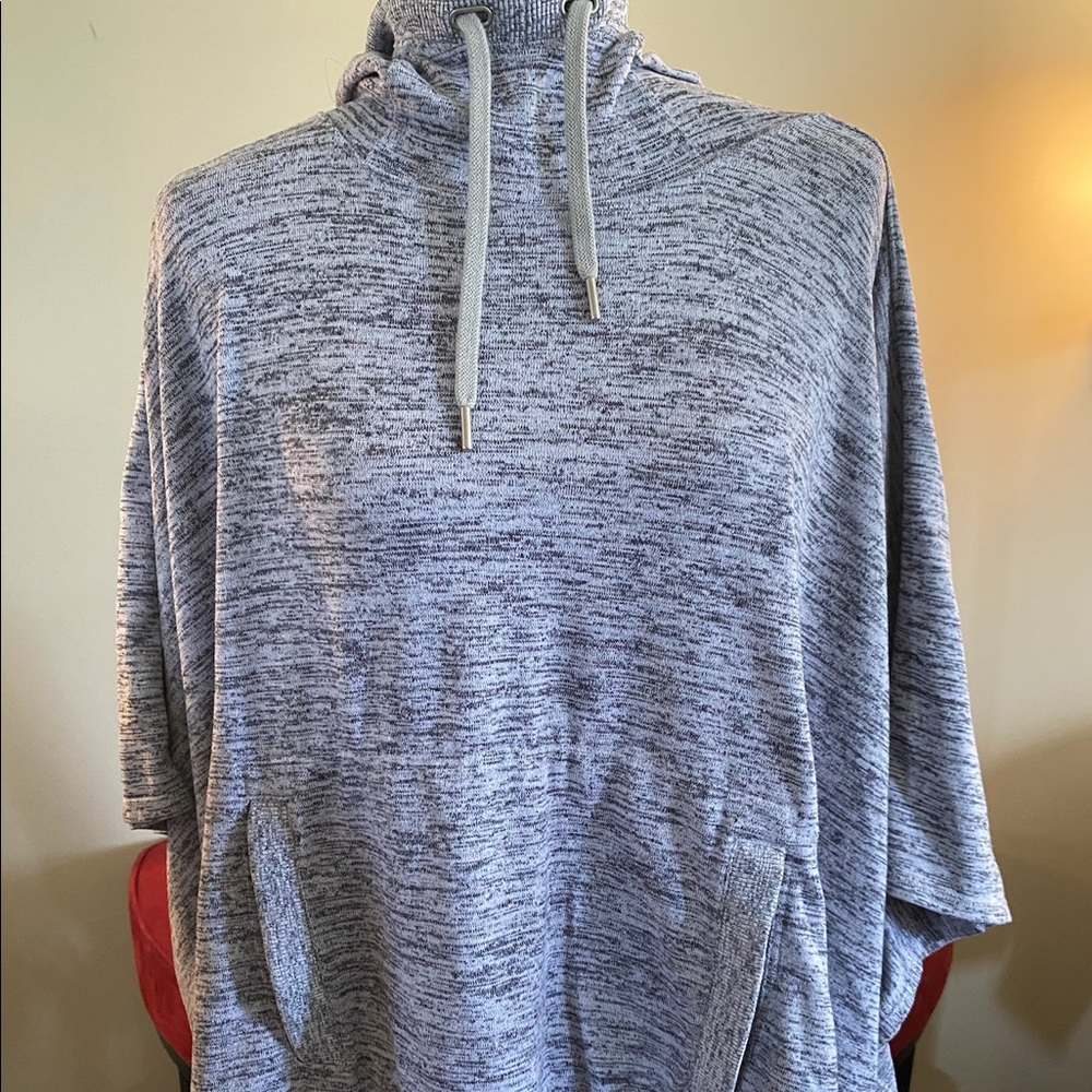 Athleta hooded pullover